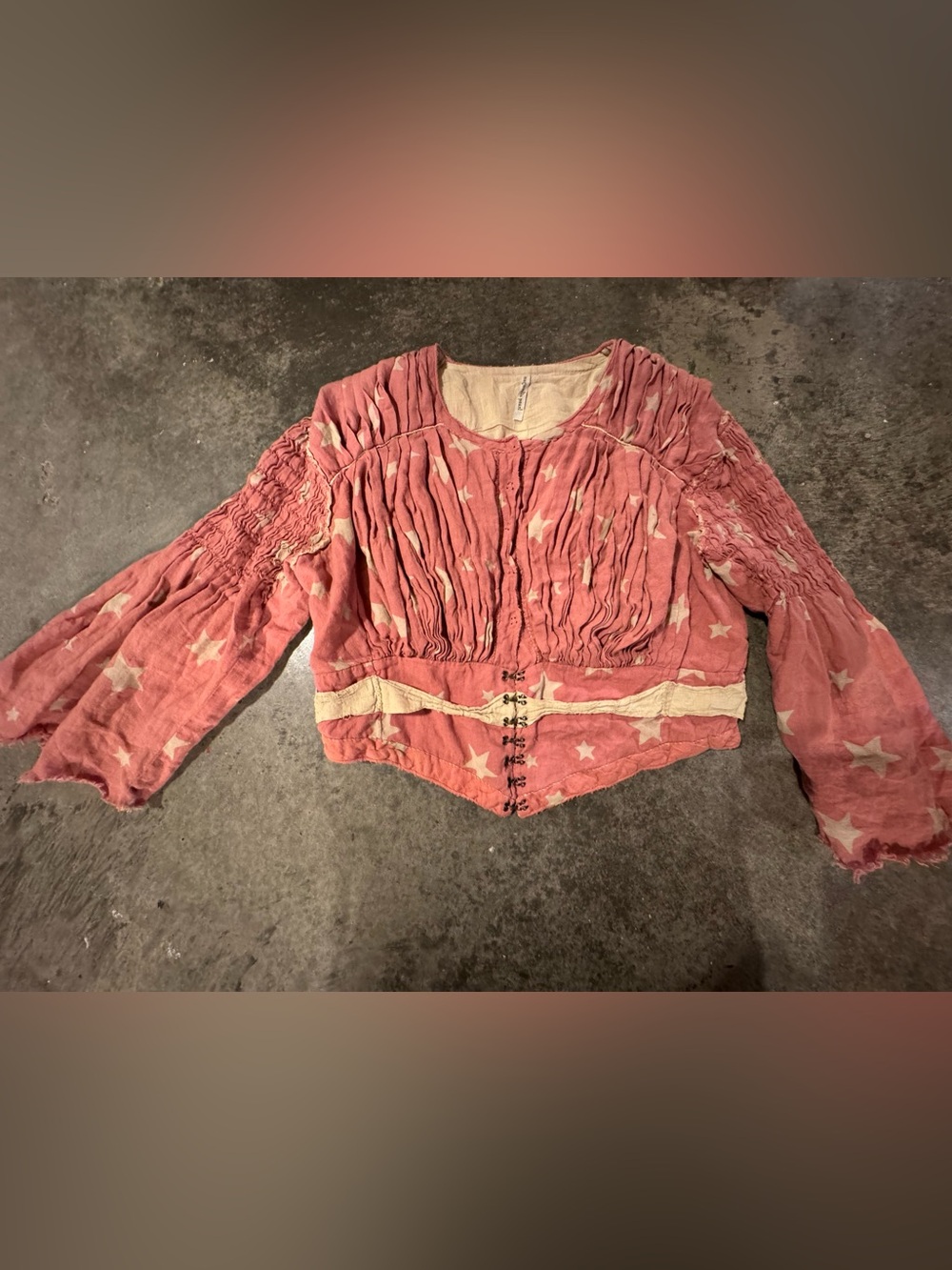 Magnolia Pearl Boho Star-Print Pink Cropped Peasant Top